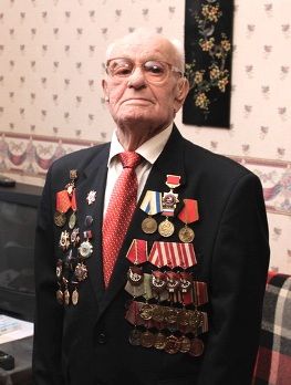 Генерал-майор ЛУЧШЕВ Иван Иванович 4 ноября 2012 года отметит 100 лет со дня рождения