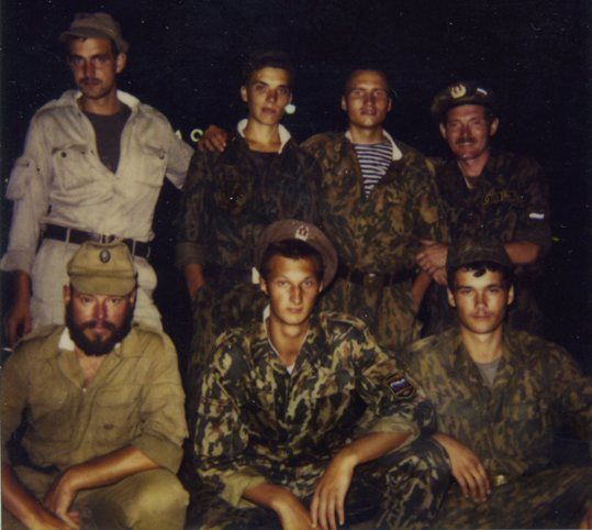 По возвращении из Чечни на аэродроме Чкаловский, 21 августа 1996г.